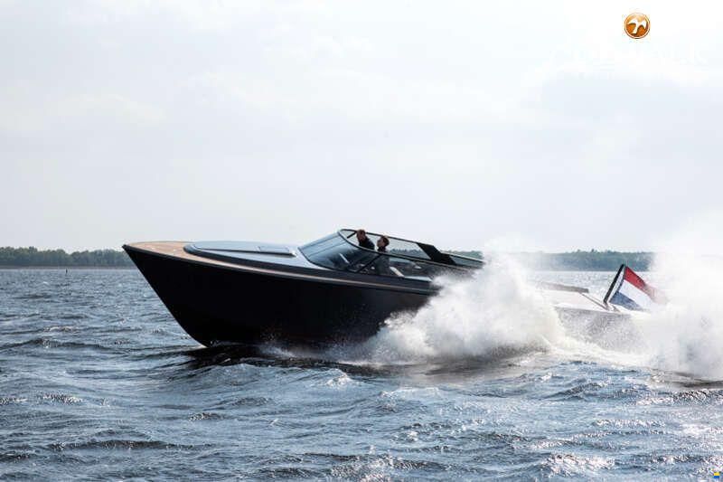 Reborn 38 Cabin