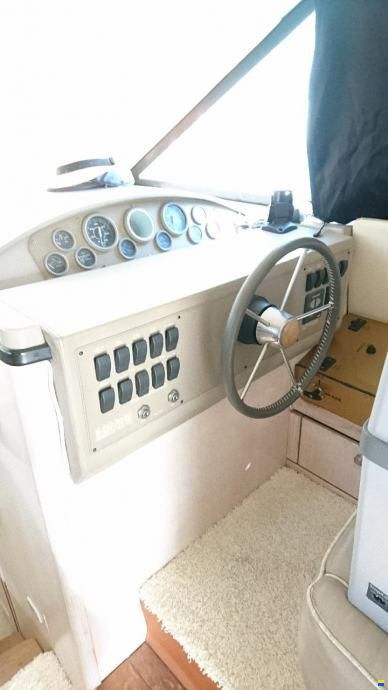Bayliner 3258 Avanti Cruiser
