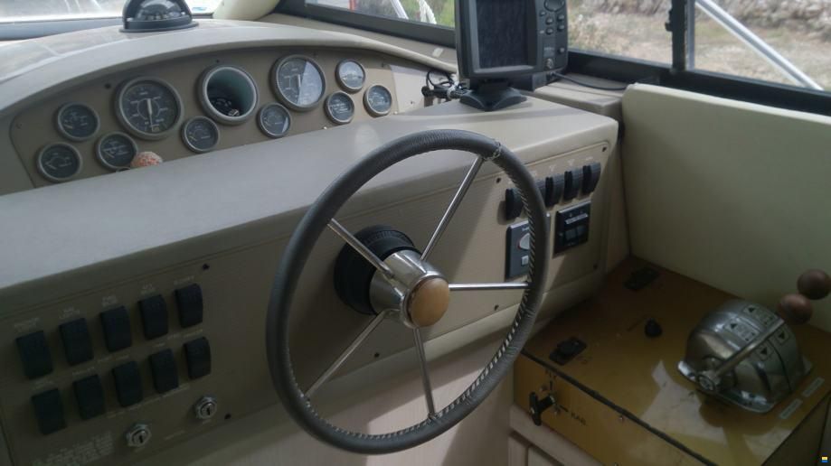 Bayliner 3258 Avanti Cruiser