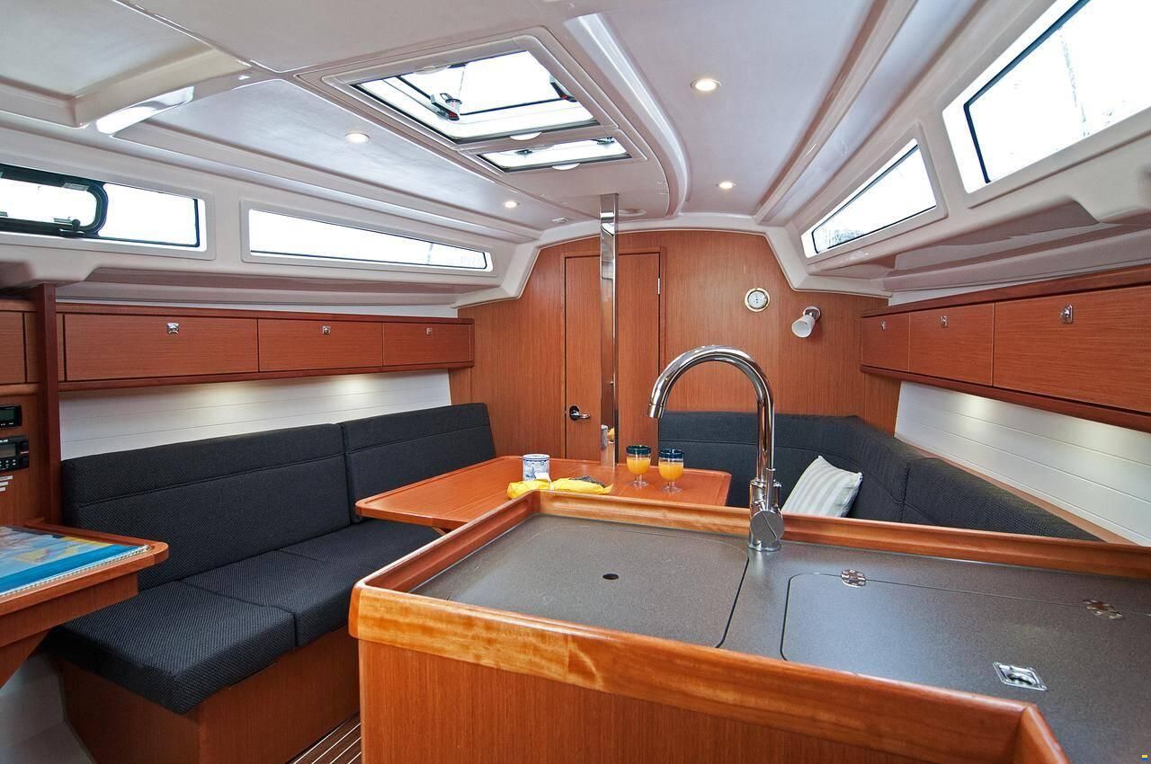 Bavaria 33 Cruiser