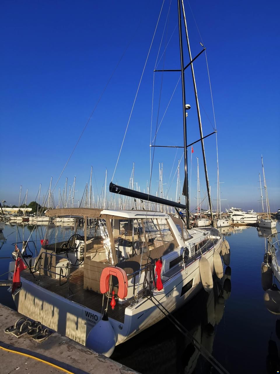 Beneteau Oceanis 60