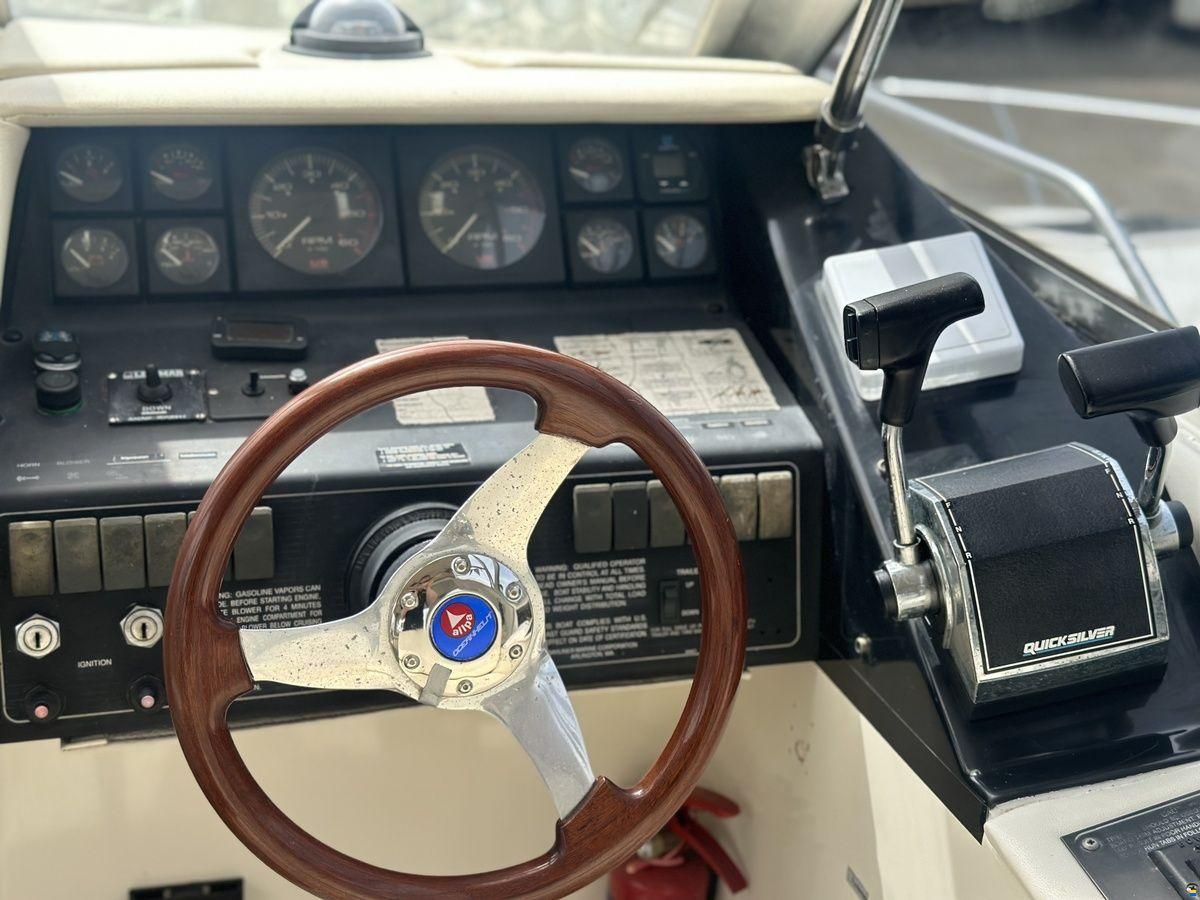 Bayliner 3055 Sunbridge