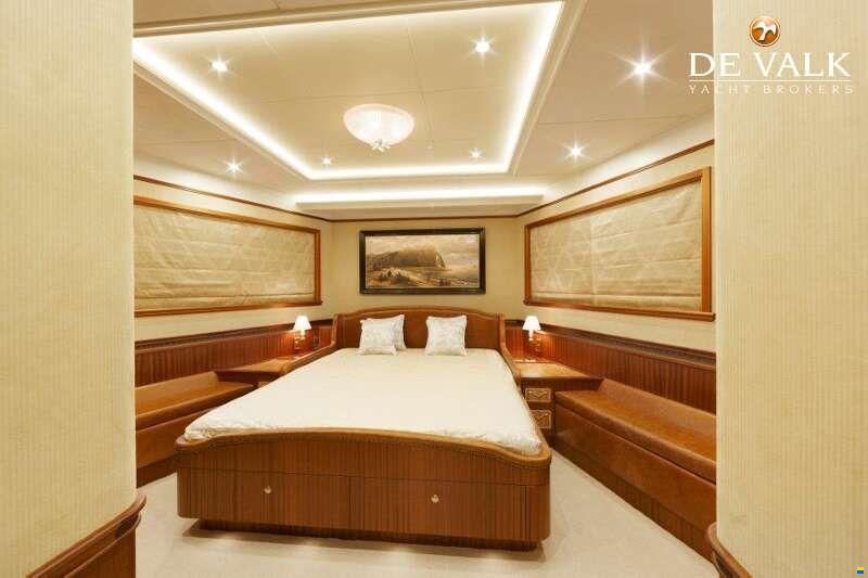 Van der Valk Explorer 37M