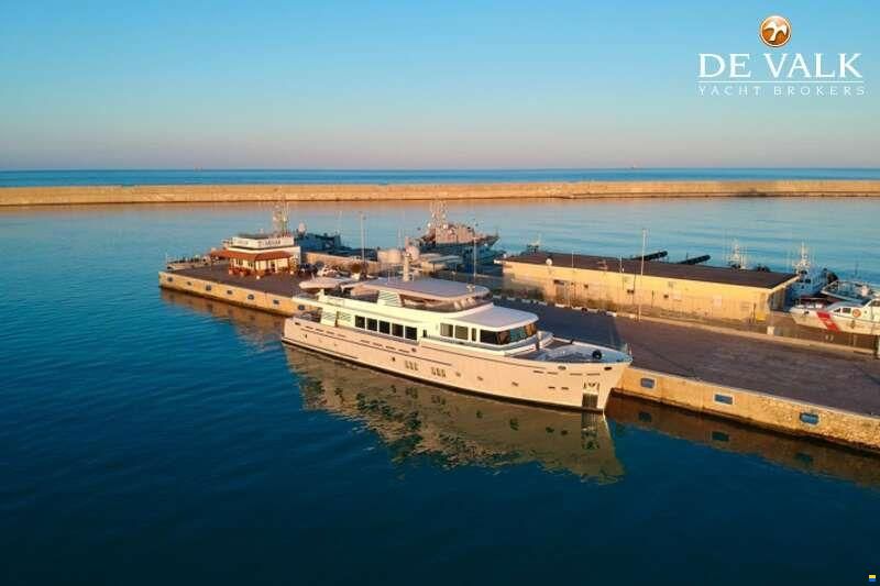 Van der Valk Explorer 37M