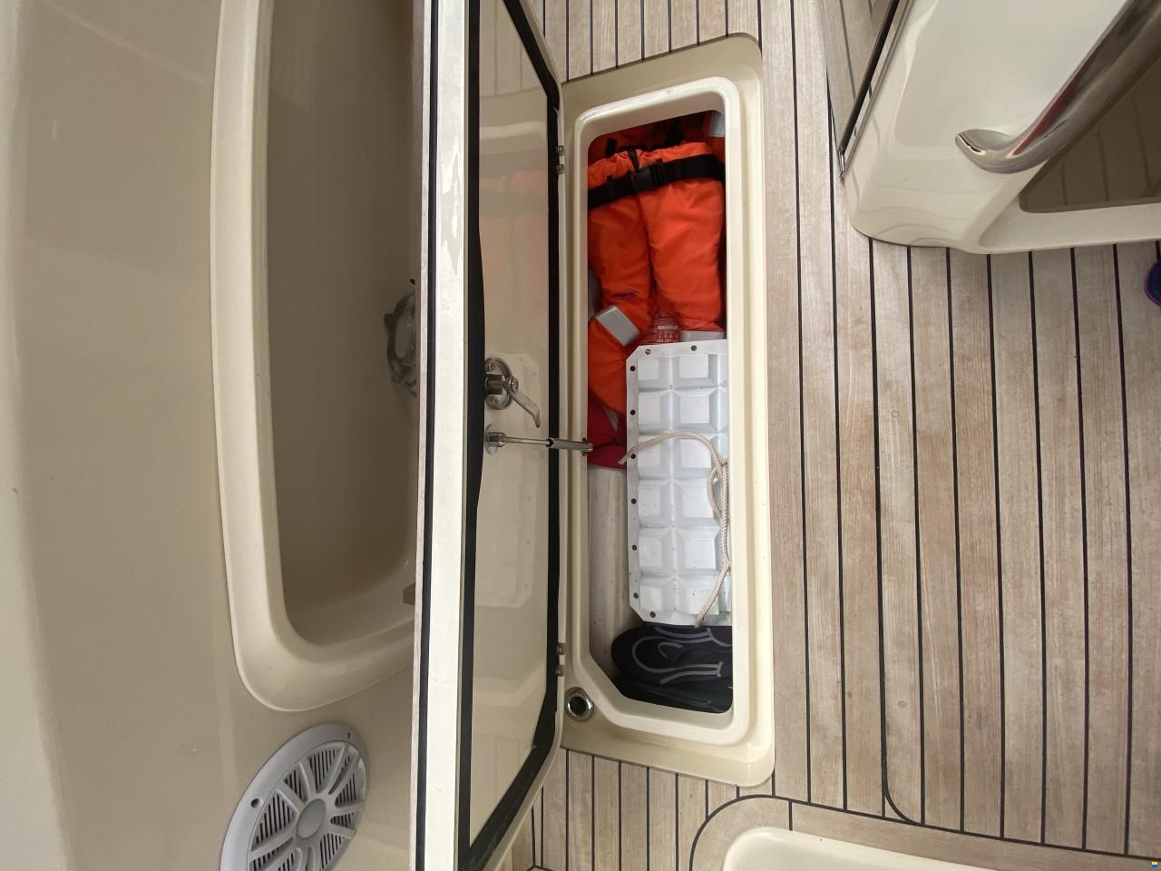 Invictus 280GT