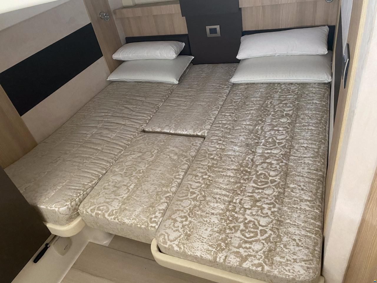 Cranchi M 44HT - CAMON