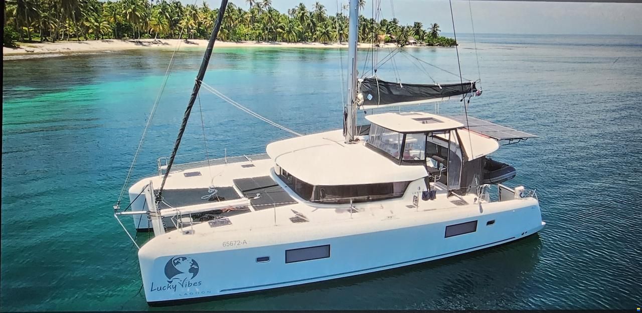 Lagoon 42