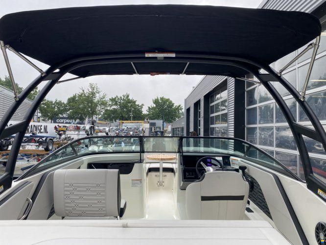 Sea Ray SPX 190