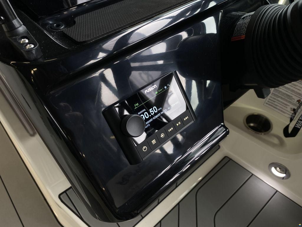 Sea Ray SPX 190