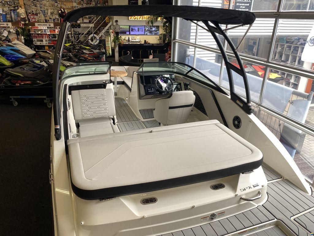 Sea Ray SPX 190