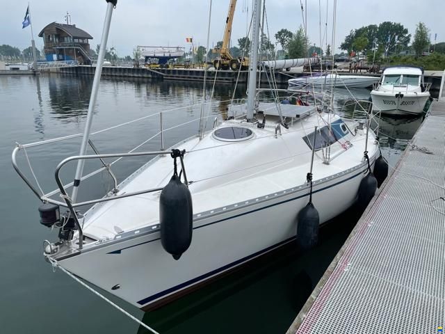 Polaris 765