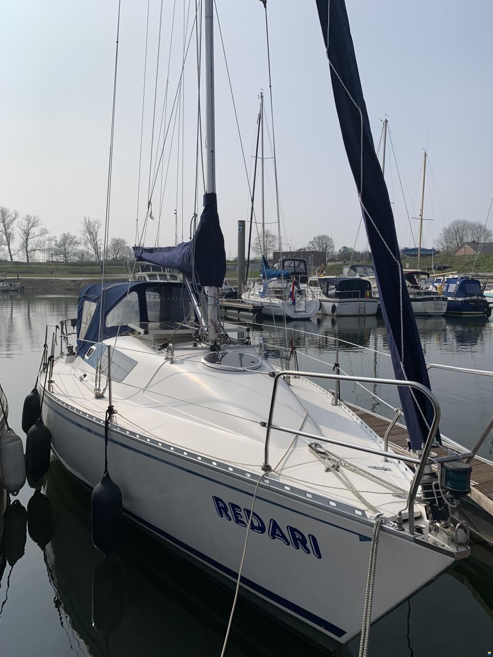 Polaris 765