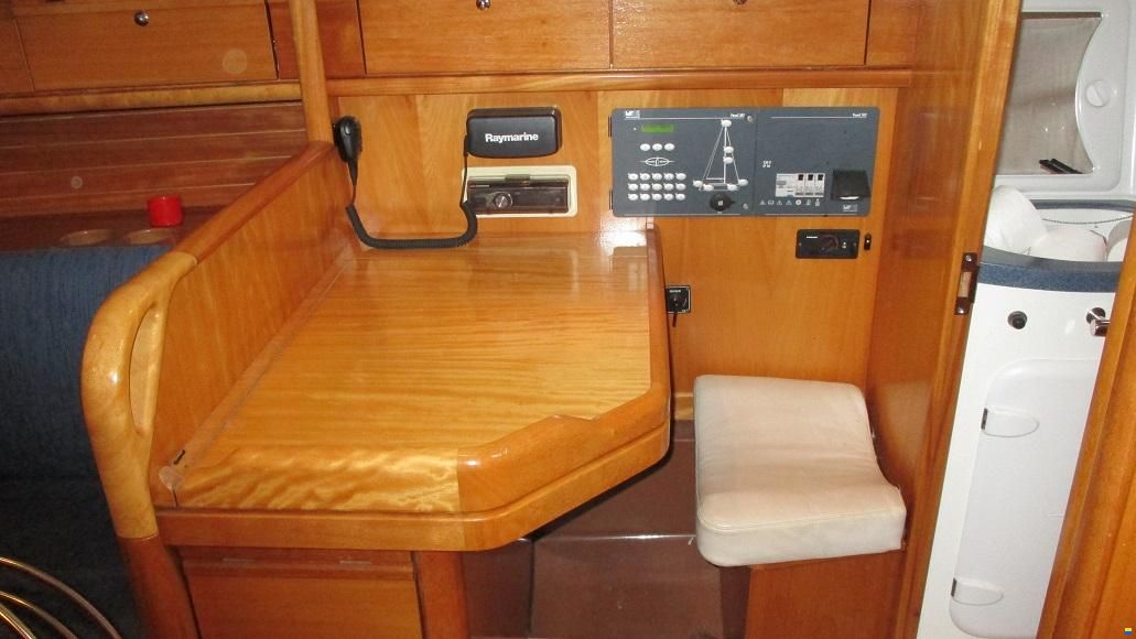 Bavaria 30 cruiser