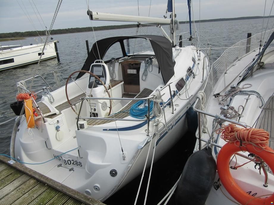 Bavaria 30 cruiser