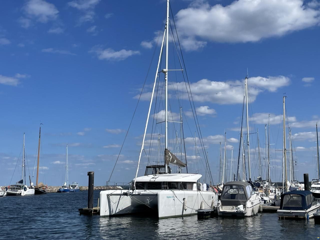 Lagoon 39
