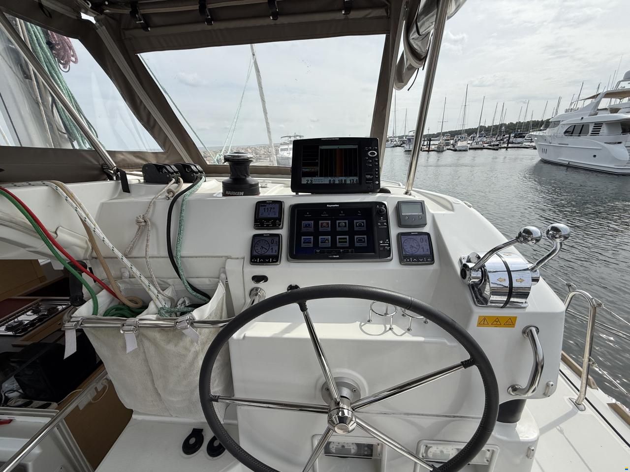 Lagoon 39