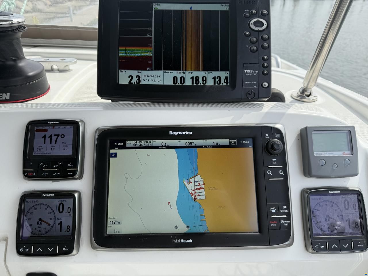 Lagoon 39