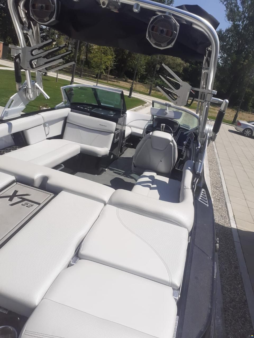 MasterCraft xt22