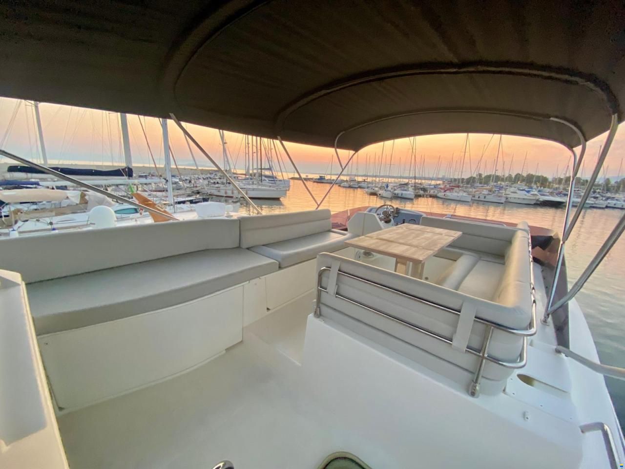 Beneteau Monte Carlo 52 Flybridge
