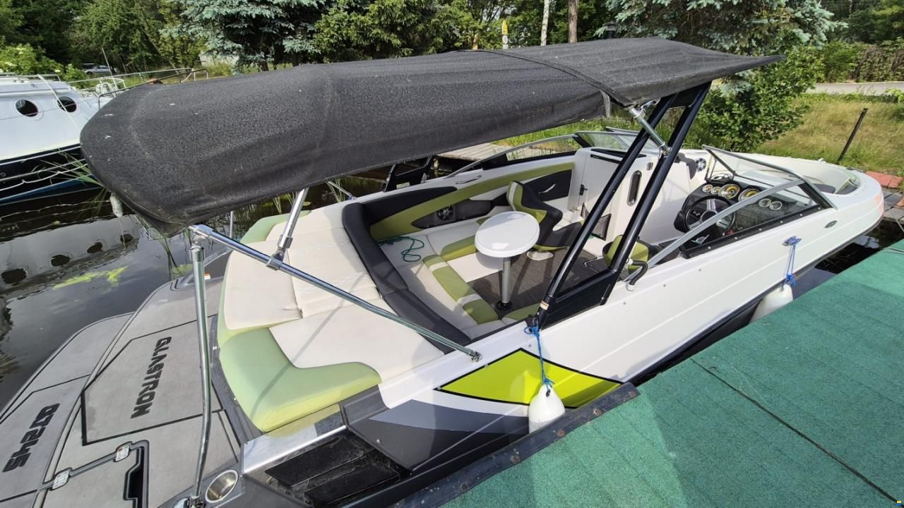 Glastron 245 GTS