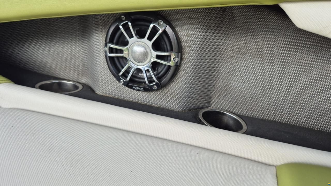 Glastron 245 GTS
