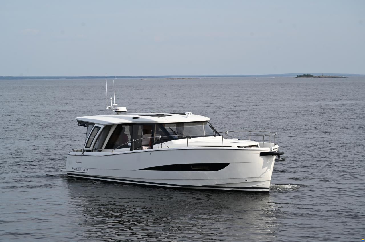 Greenline 39