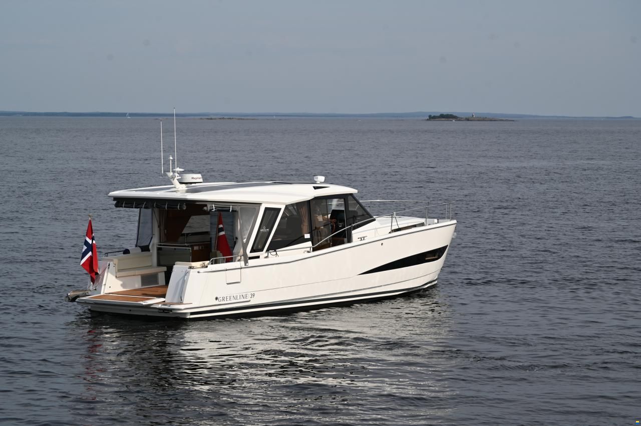 Greenline 39