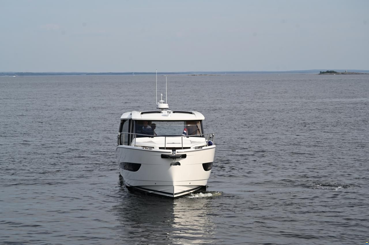 Greenline 39