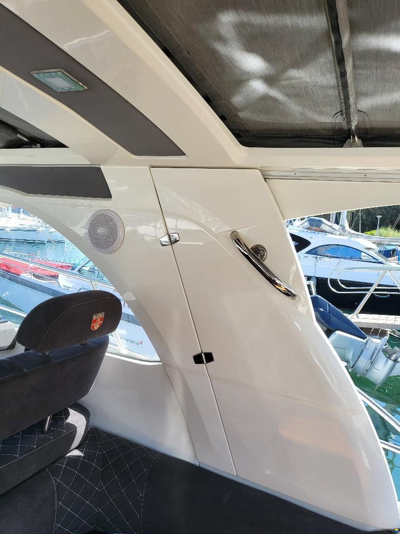 Marex 310 Suncruiser