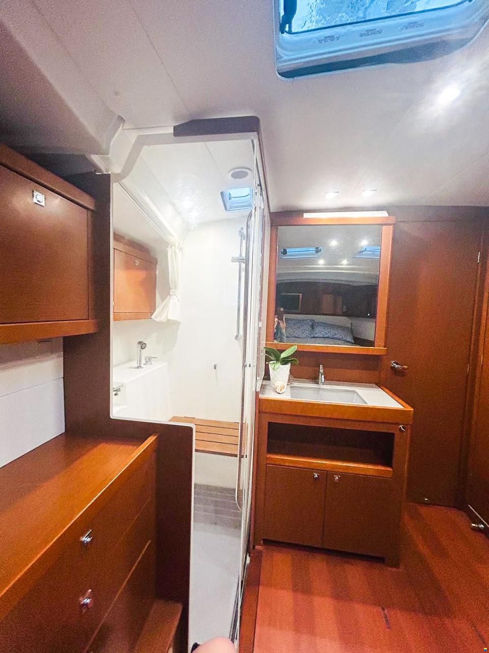 Beneteau Oceanis 48