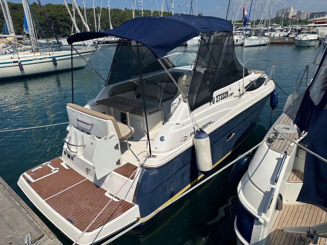 Regal Comodore 2565