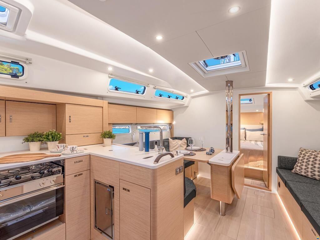 Hanse 360