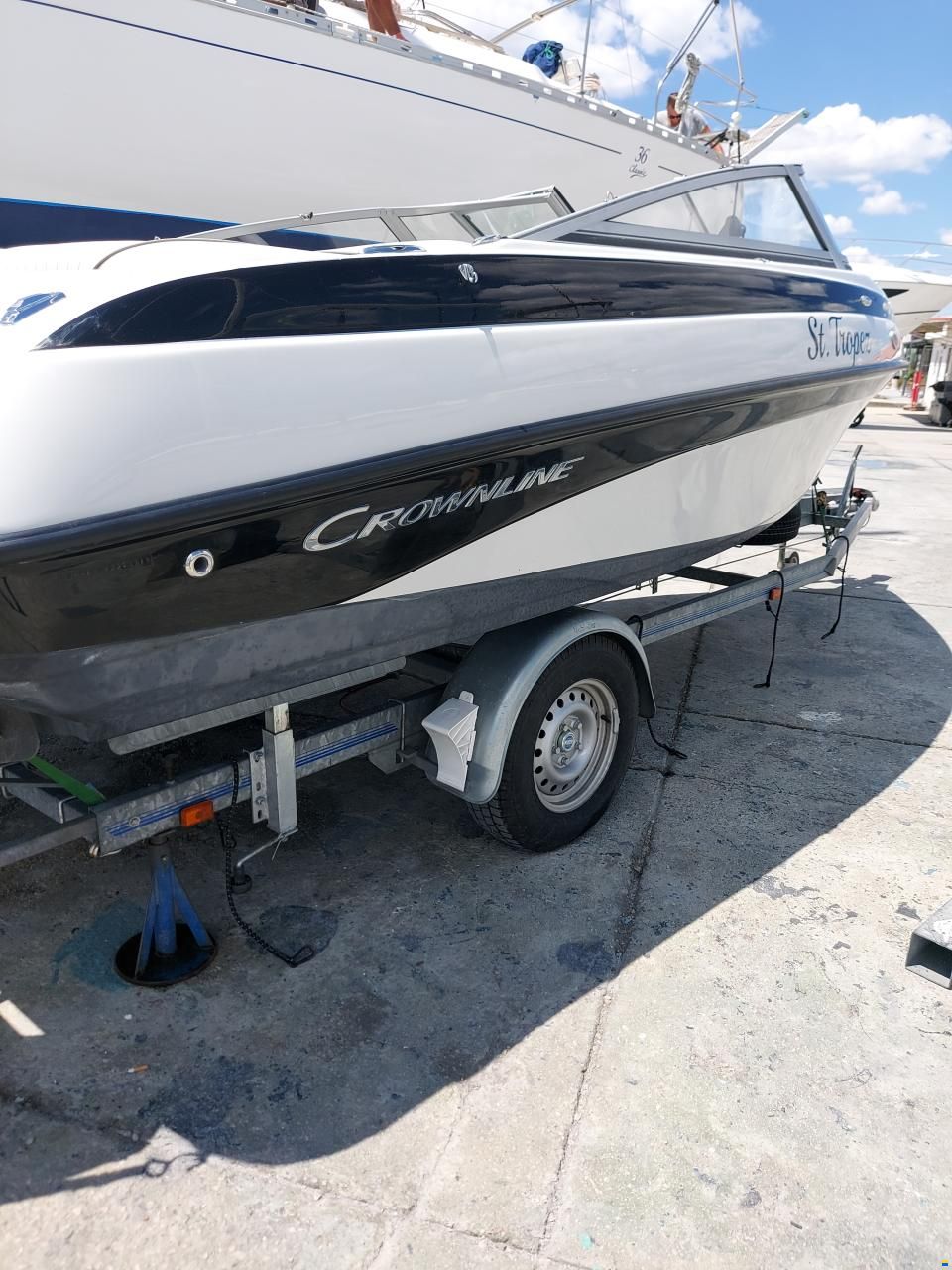 Crownline Bowrider 18 SS