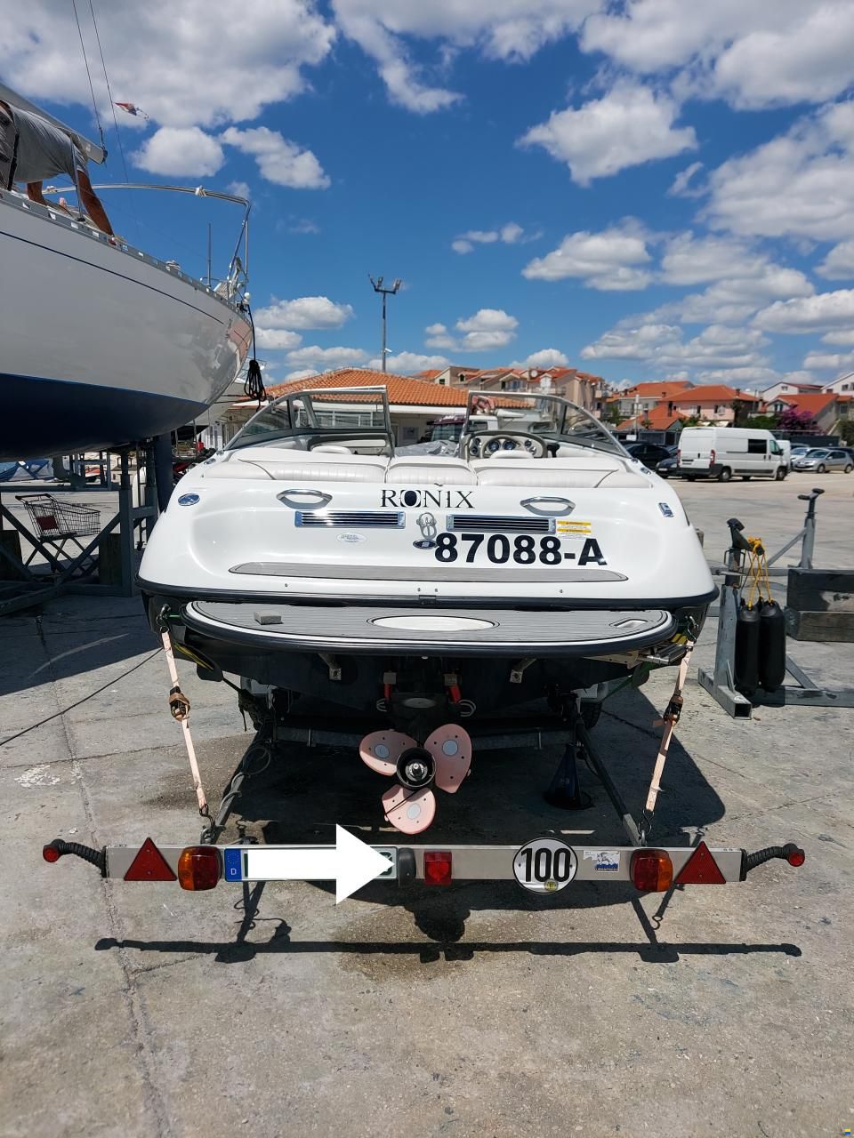 Crownline Bowrider 18 SS