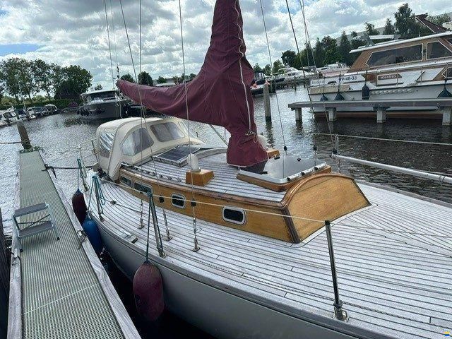 Royal Huisman 33