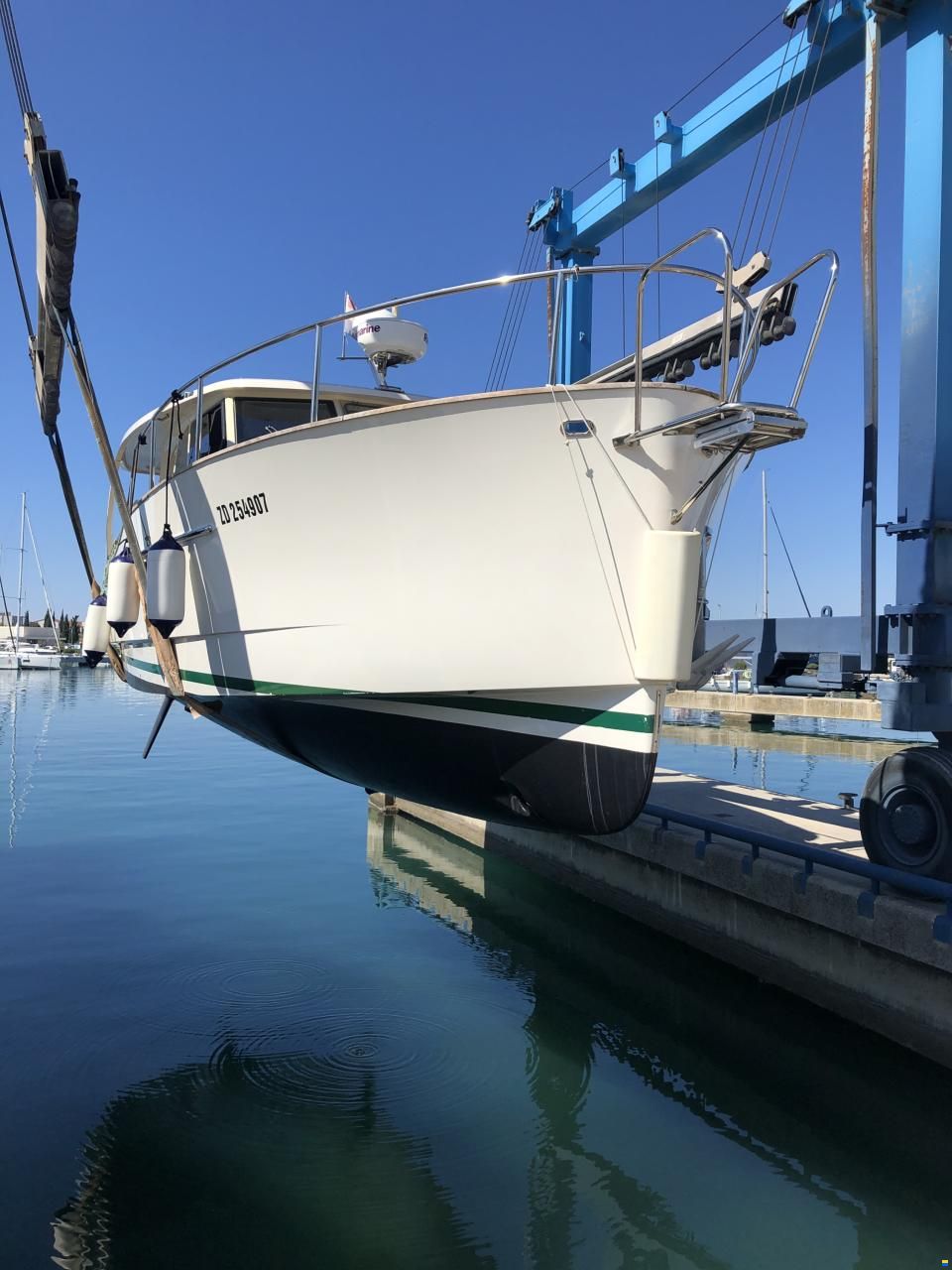 Greenline 33