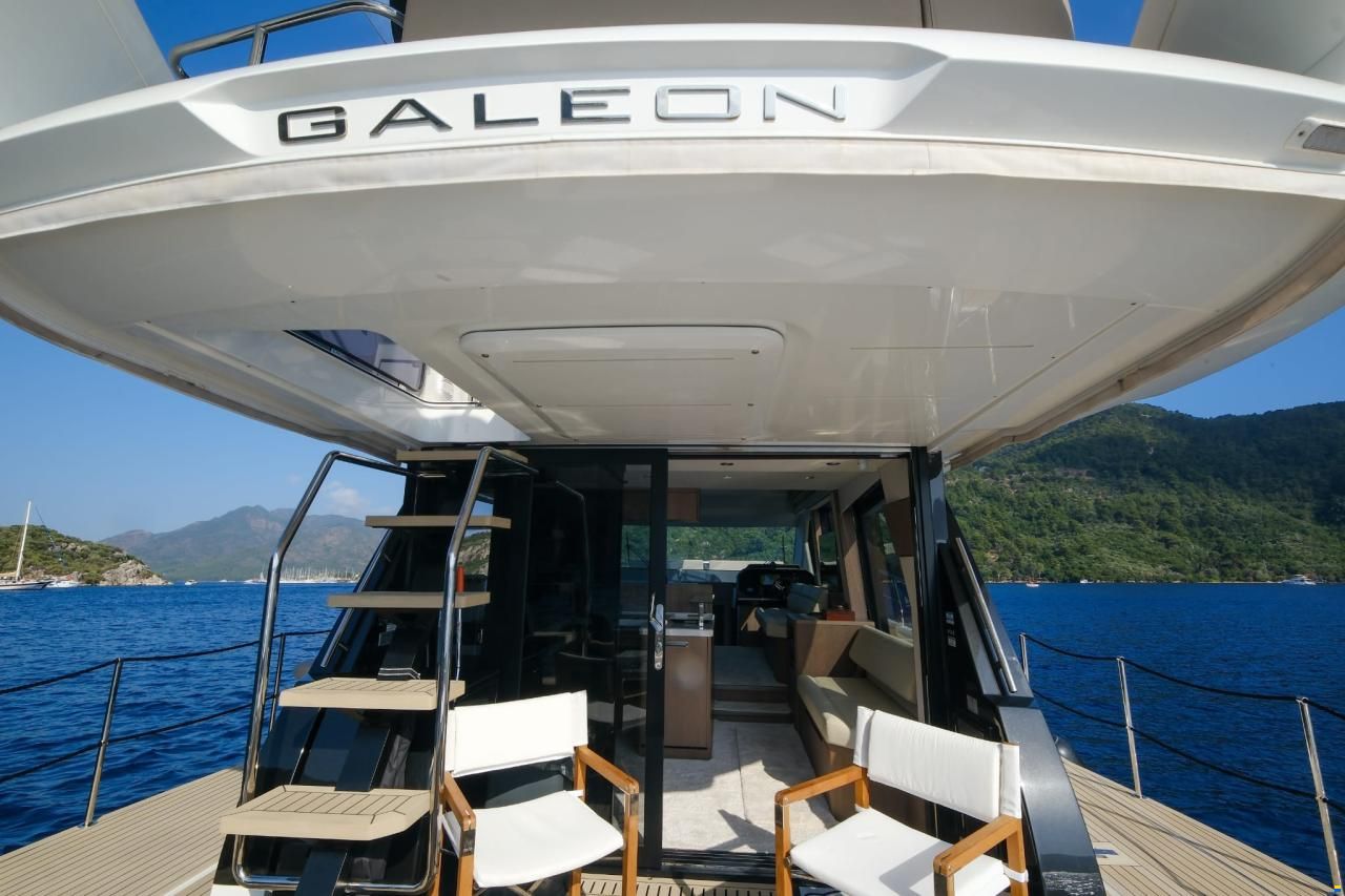Galeon 500 Fly