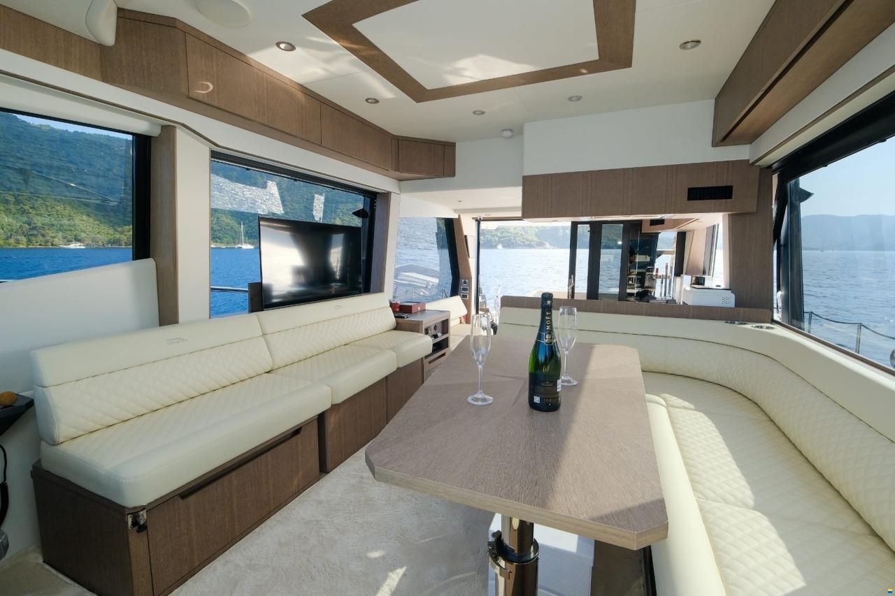 Galeon 500 Fly