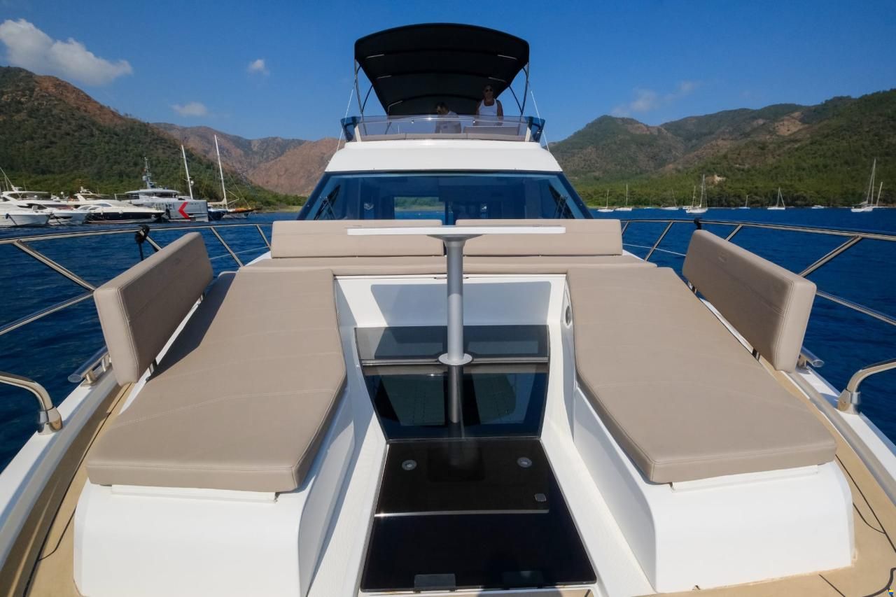 Galeon 500 Fly