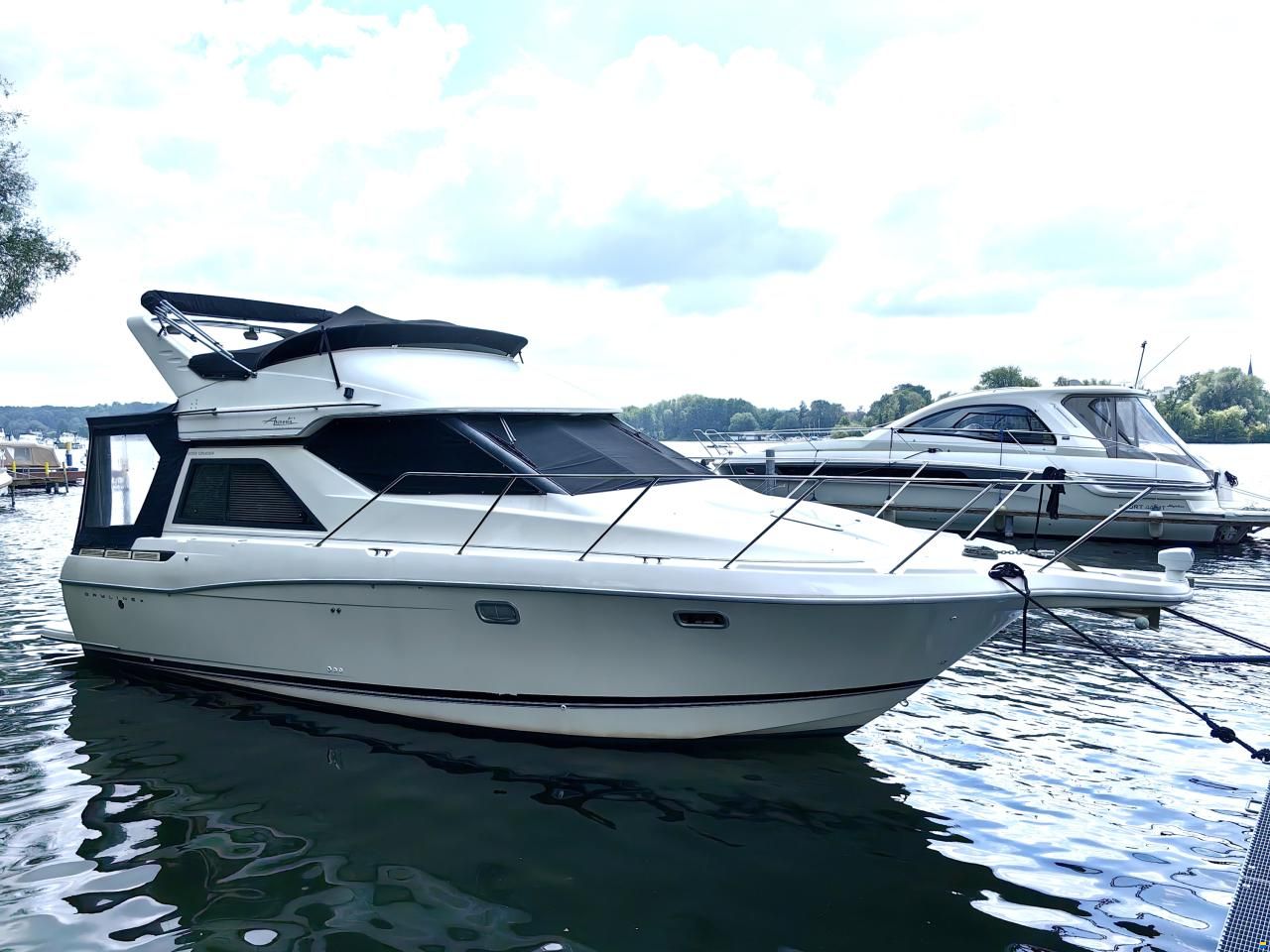 1995 Bayliner 3258 Fly, 72 500