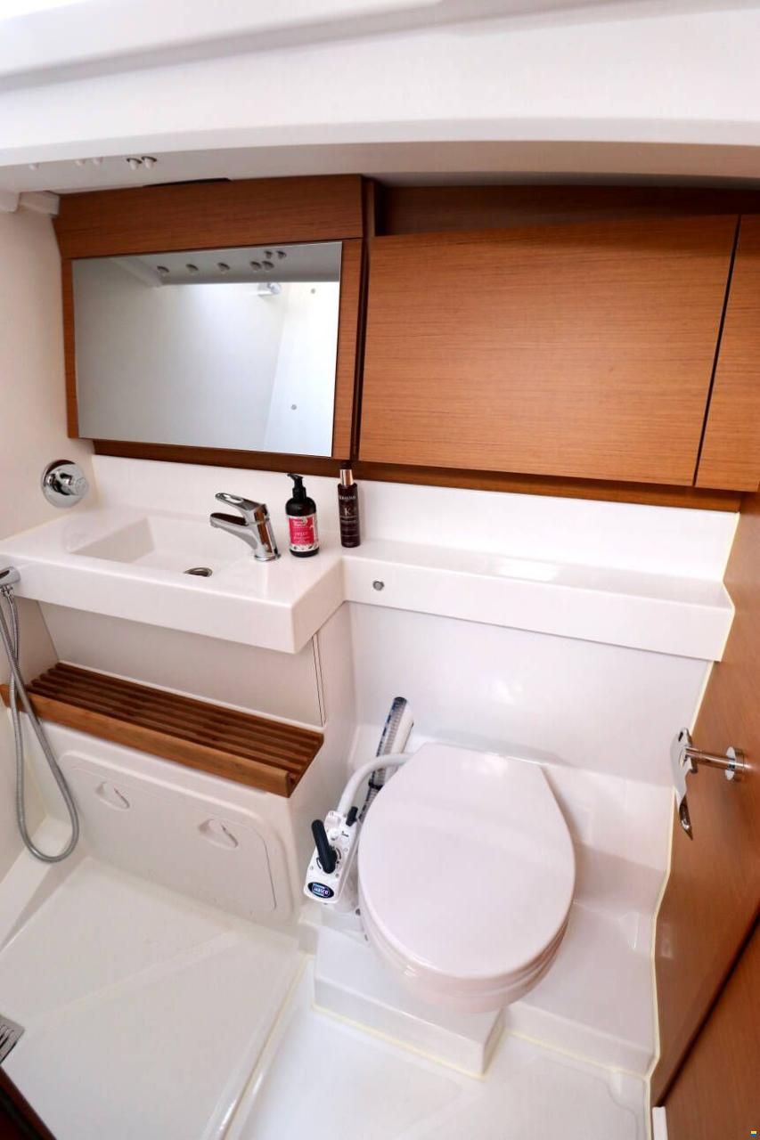 Jeanneau Sun Odyssey 440
