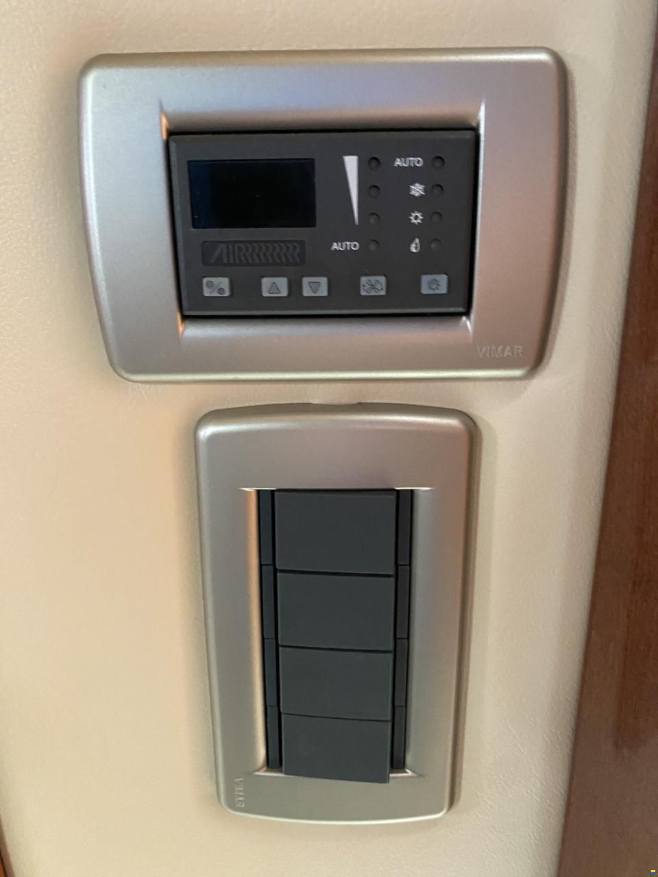 Meridian Yachts 391 SB