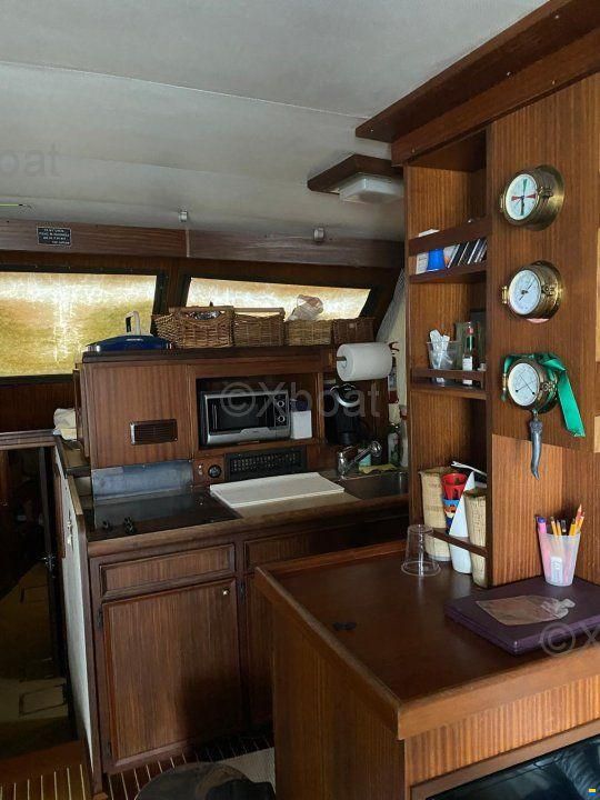 Hatteras 51