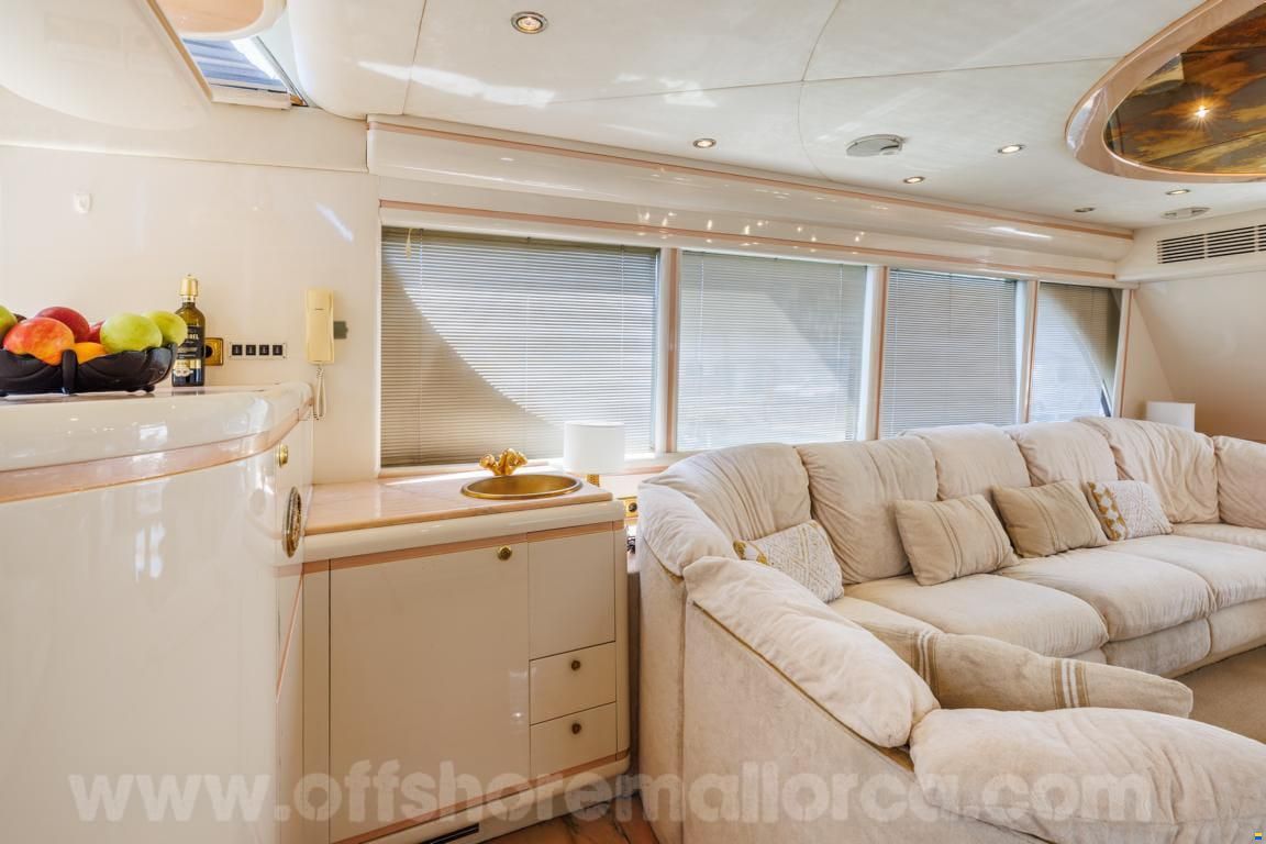 PR Marine 2300