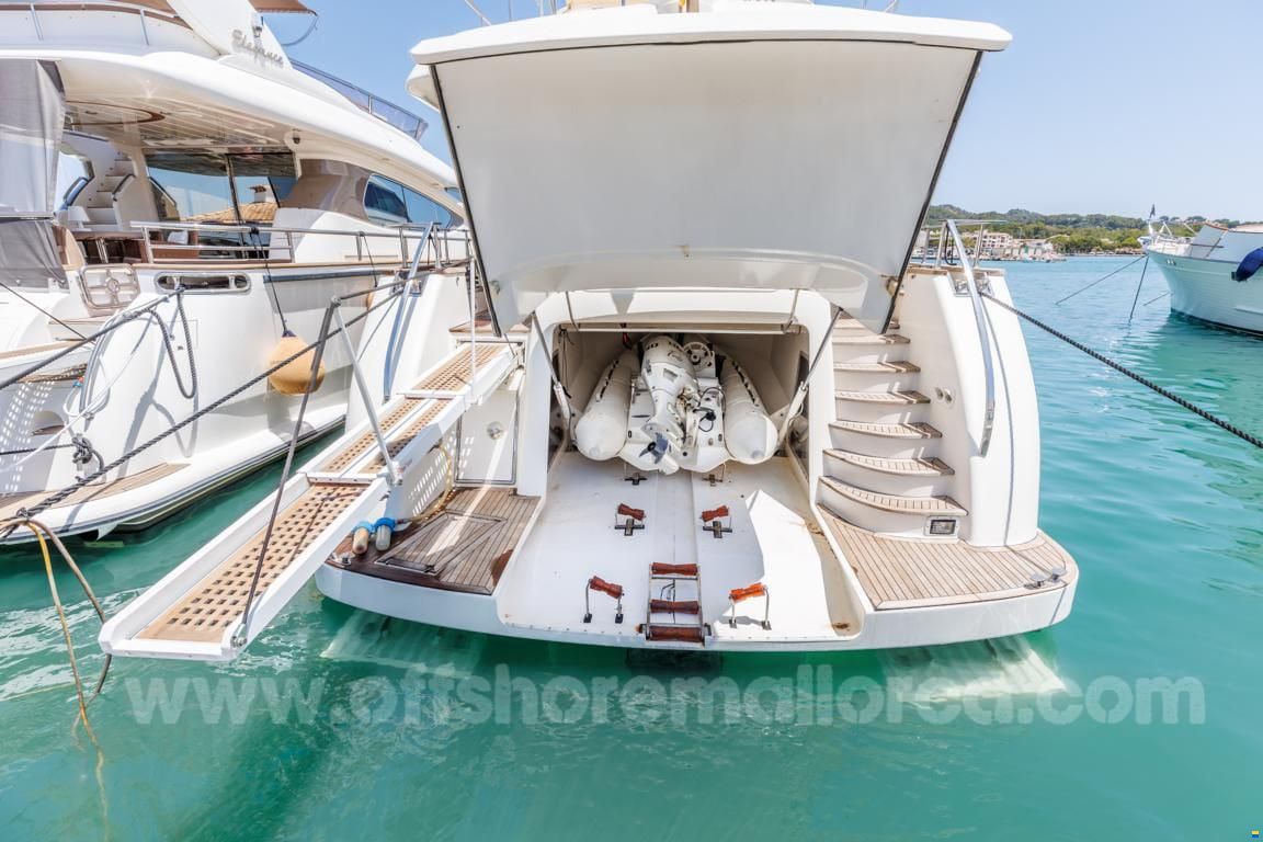 PR Marine 2300
