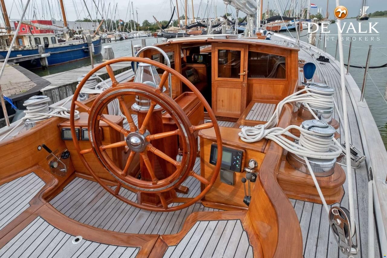 Hoek Classic 73ft
