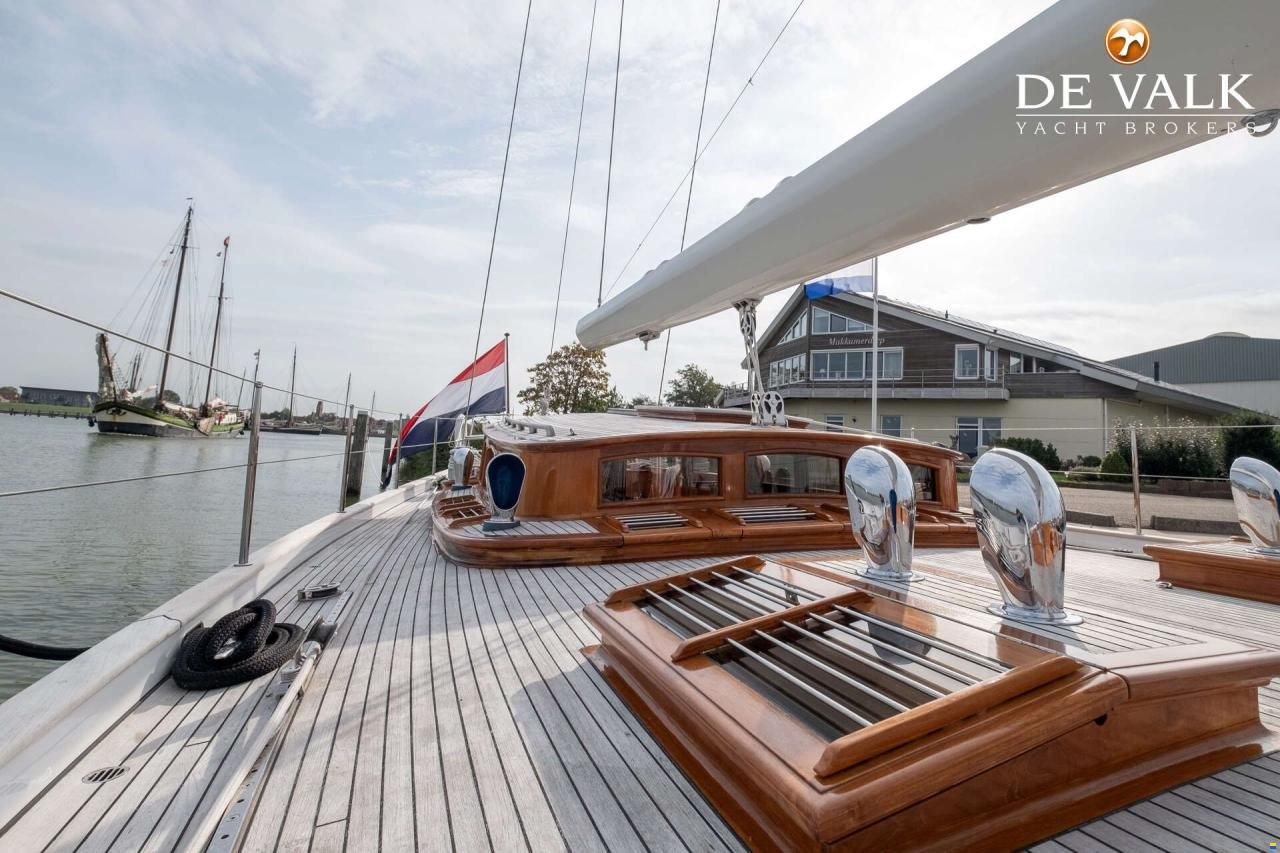 Hoek Classic 73ft