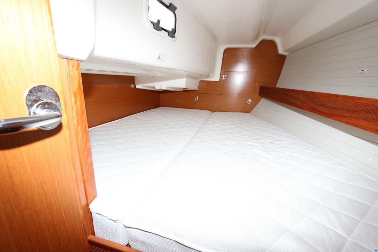 Bavaria Cruiser 35