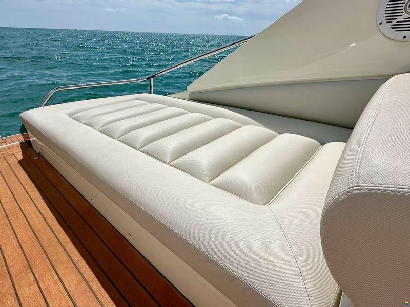 Sunseeker Superhawk 43