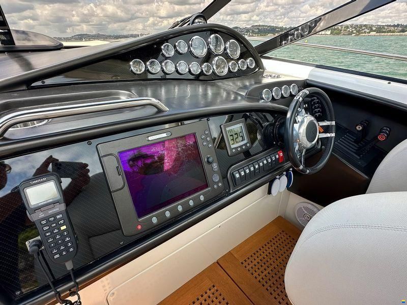 Sunseeker Superhawk 43